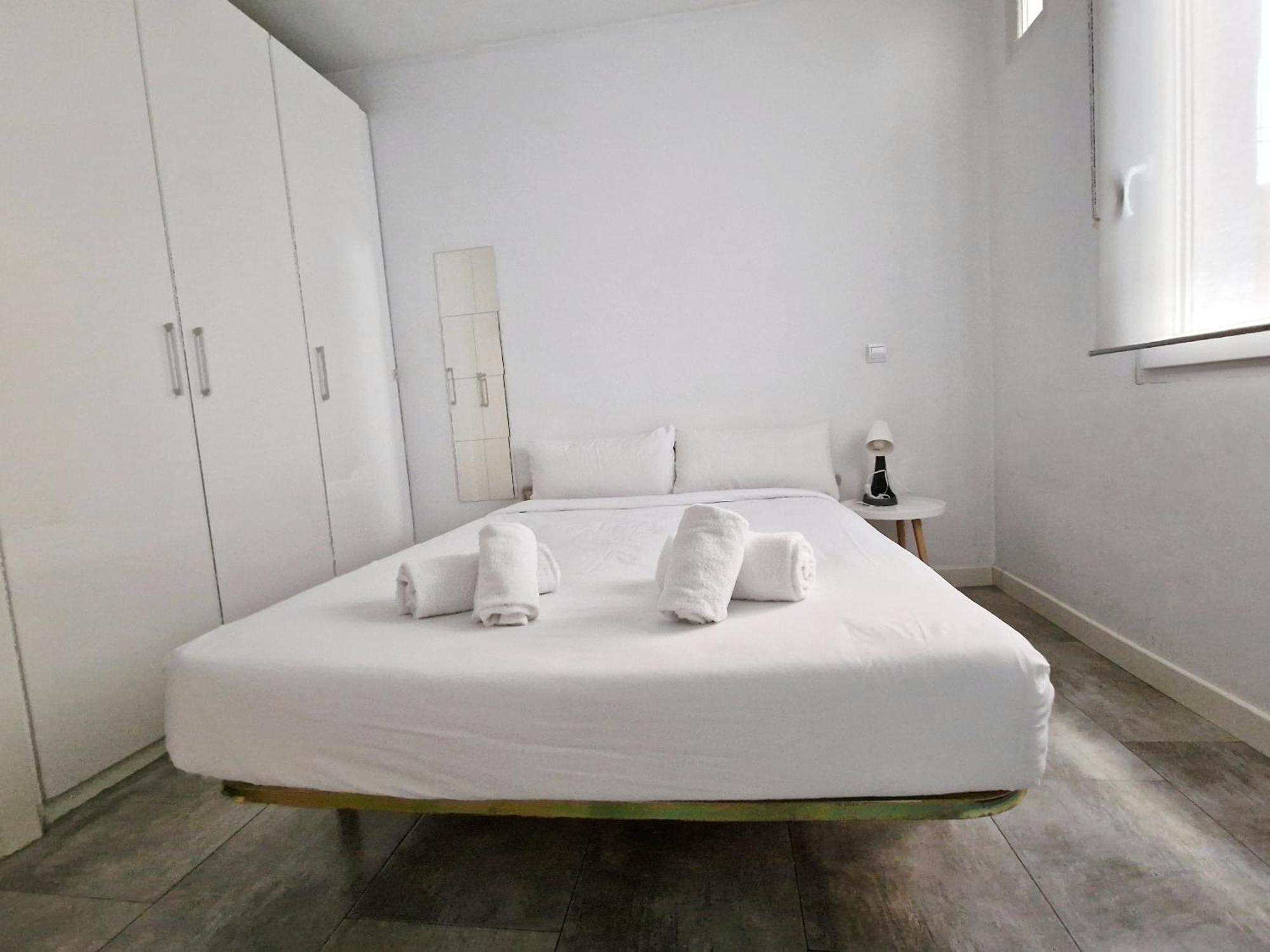 マドリードSan Buenaventura Vistillas Apartamento Para Dosアパートメント エクステリア 写真