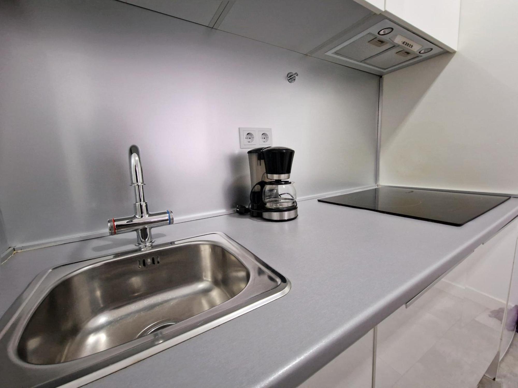 マドリードSan Buenaventura Vistillas Apartamento Para Dosアパートメント エクステリア 写真