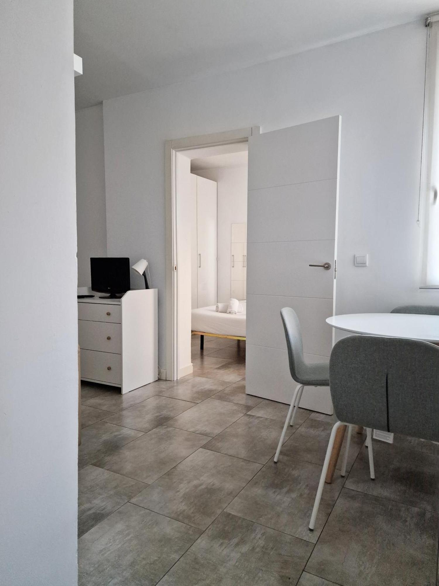 マドリードSan Buenaventura Vistillas Apartamento Para Dosアパートメント エクステリア 写真